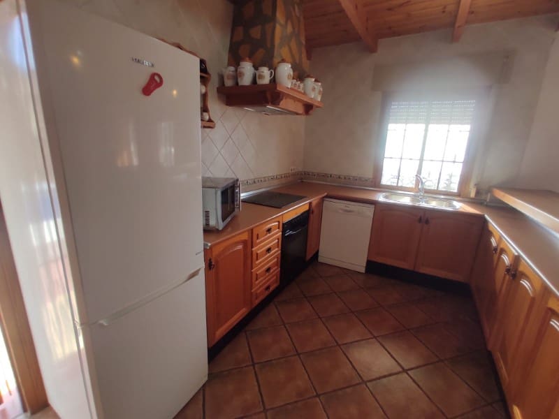 4 slaapkamer Finca/Landhuis te huur in Sayalonga - € 1.600 (Ref: 8834684)