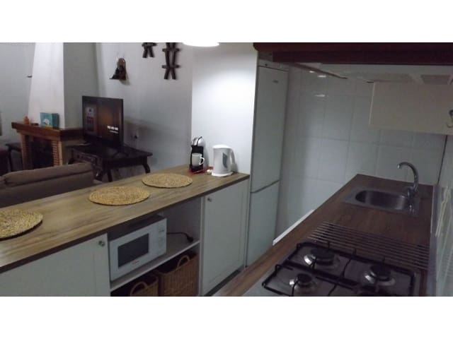 3 bedroom Finca/Country House for rent in Cómpeta with pool - € 1,200 (Ref: 8900600)