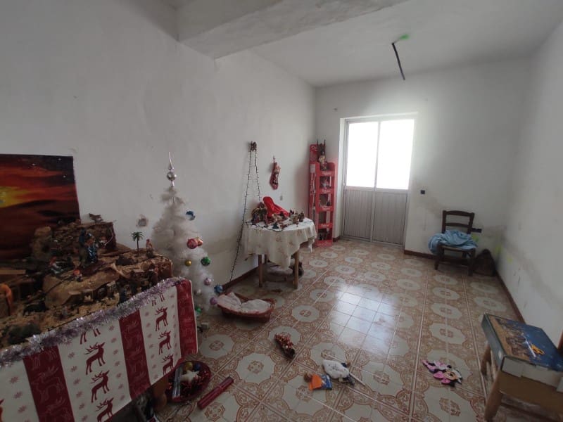 4 bedroom Townhouse for sale in Archez - € 175,000 (Ref: 9069134)