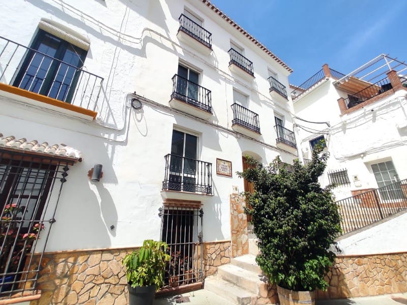 Maison de Ville à vendre à Competa - 194 000 € (Ref: 9069135)