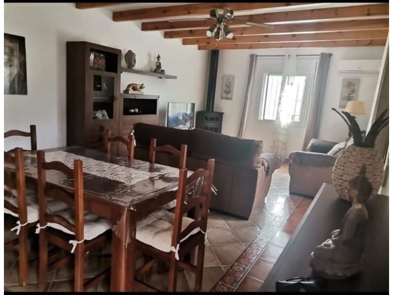 Finca/Landehus til leje i Canillas de Albaida med swimmingpool - € 1.700 (Ref: 9282508)