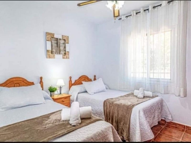 Finca/Landehus til leje i Canillas de Albaida med swimmingpool - € 1.700 (Ref: 9282508)