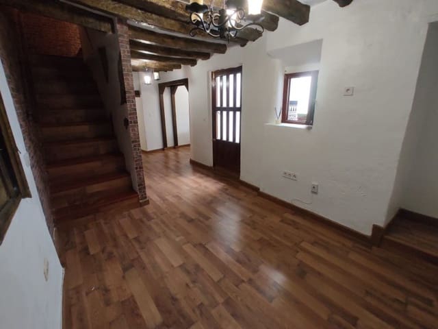 5 sovrum Hus att hyra i Cómpeta - 850 € (Ref: 9291487)