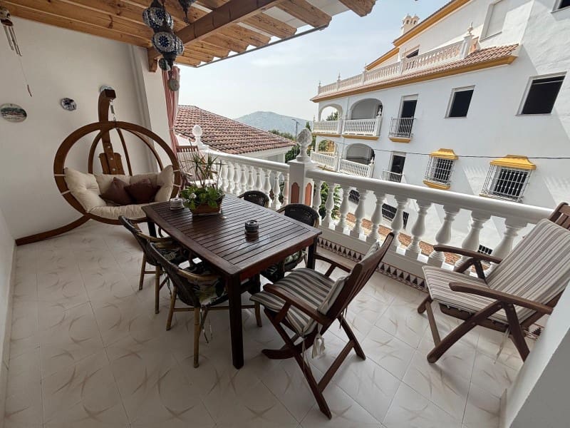 4 bedroom Townhouse for sale in Competa with pool - € 649,000 (Ref: 9528445)