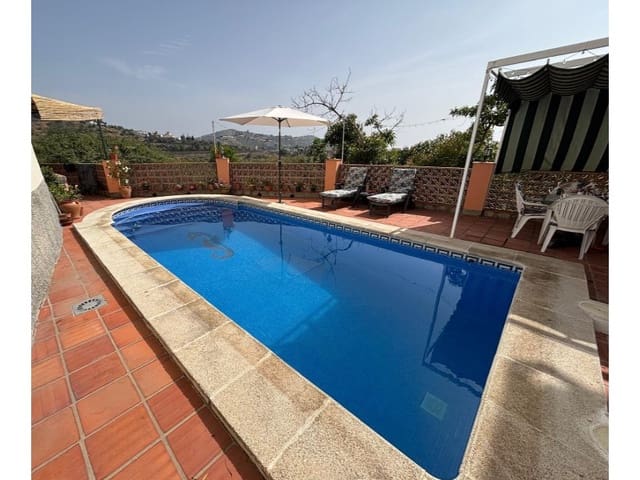 4 bedroom Townhouse for sale in Cómpeta with pool - € 649,000 (Ref: 9528445)