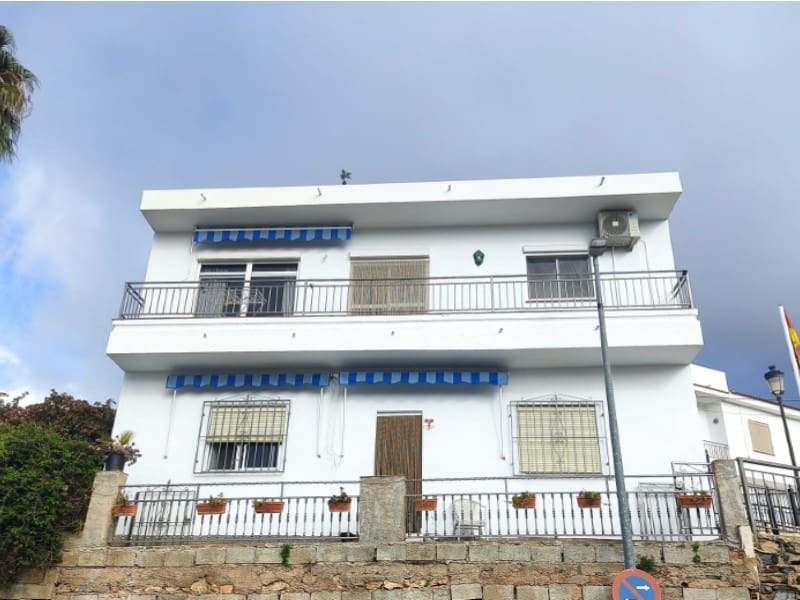 3 soveværelse Byhus til salg i Competa - € 480.000 (Ref: 9530957)