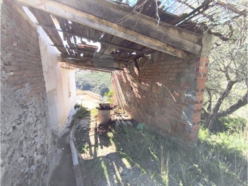 6 sypialnia Finka/Dom wiejski na sprzedaż w Competa - 105 000 € (Ref: 9634569)