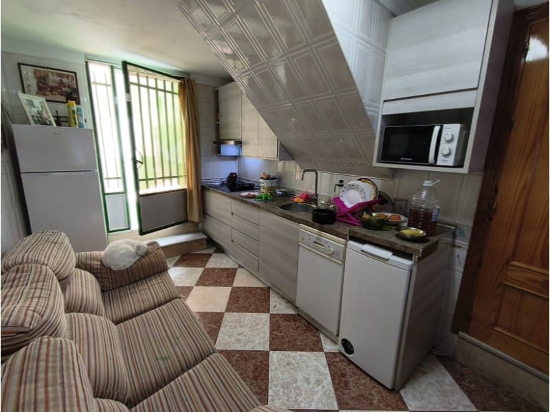 5 bedroom Townhouse for sale in Competa - € 157,000 (Ref: 9696332)