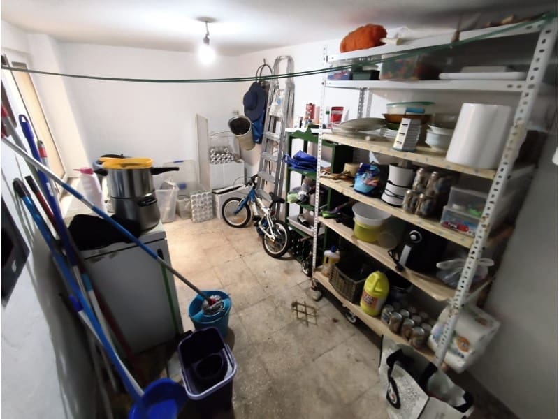 5 bedroom Townhouse for sale in Competa - € 157,000 (Ref: 9696332)