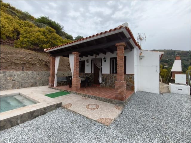 2 bedroom Finca/Country House for rent in Cómpeta with pool garage - € 1,350 (Ref: 9797017)