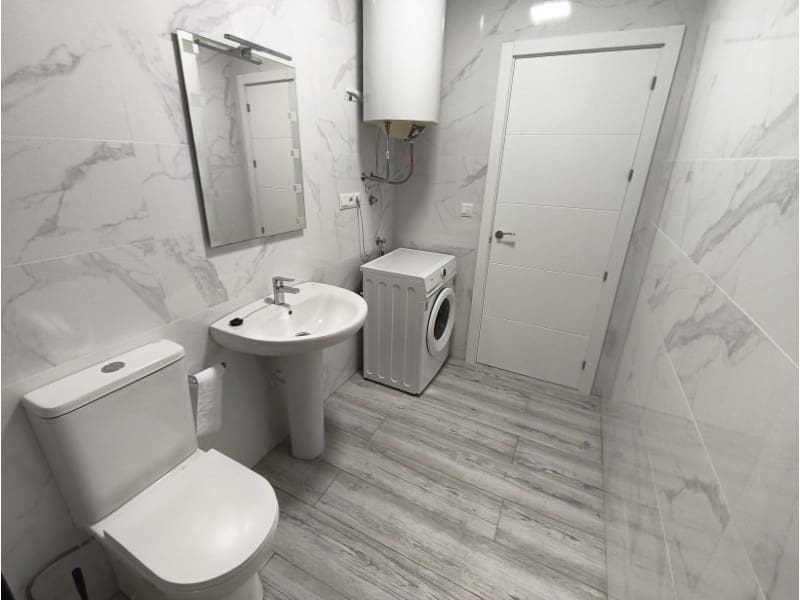 1 sovrum Lägenhet att hyra i Competa - 600 € (Ref: 9808307)