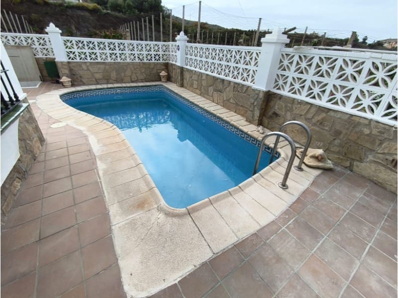 3 slaapkamer Finca/Landhuis te huur in Torrox Park met zwembad - € 1.800 (Ref: 9815807)