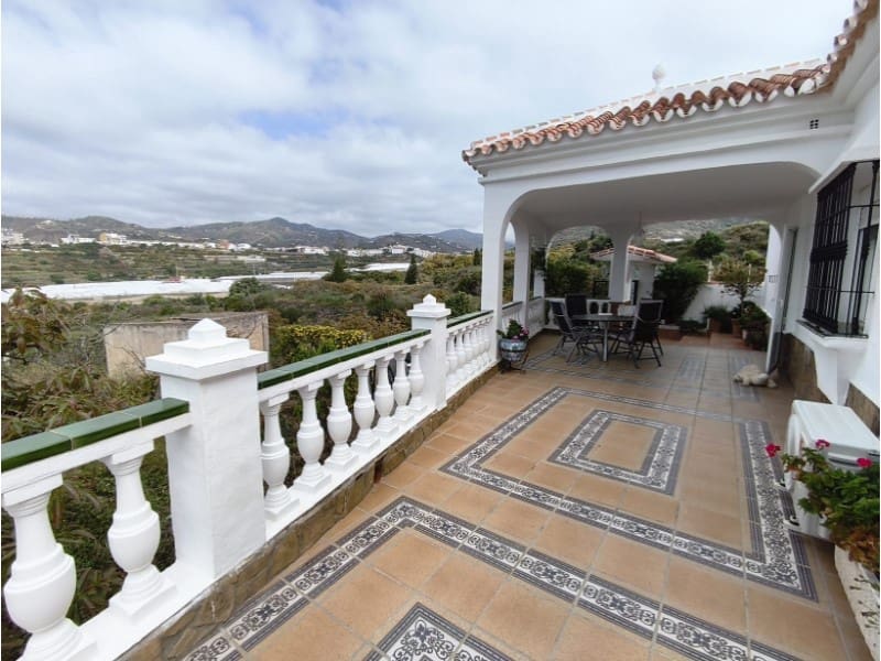3 slaapkamer Finca/Landhuis te huur in Torrox Park met zwembad - € 1.800 (Ref: 9815807)