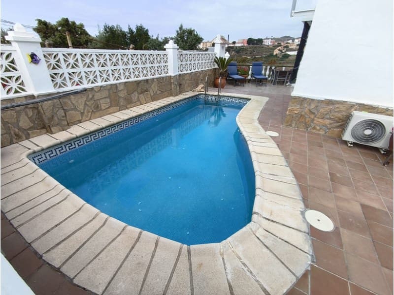 3 slaapkamer Finca/Landhuis te huur in Torrox Park met zwembad - € 1.800 (Ref: 9815807)