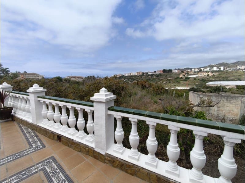 3 slaapkamer Finca/Landhuis te huur in Torrox Park met zwembad - € 1.800 (Ref: 9815807)