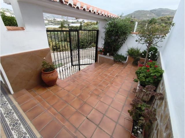 3 slaapkamer Finca/Landhuis te huur in Torrox Park, Torrox met zwembad - € 1.800 (Ref: 9815807)
