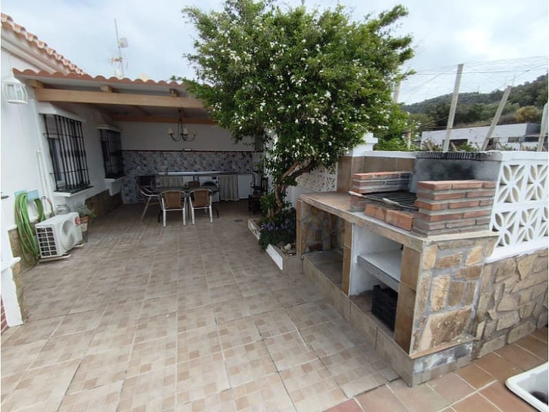 3 slaapkamer Finca/Landhuis te huur in Torrox Park met zwembad - € 1.800 (Ref: 9815807)