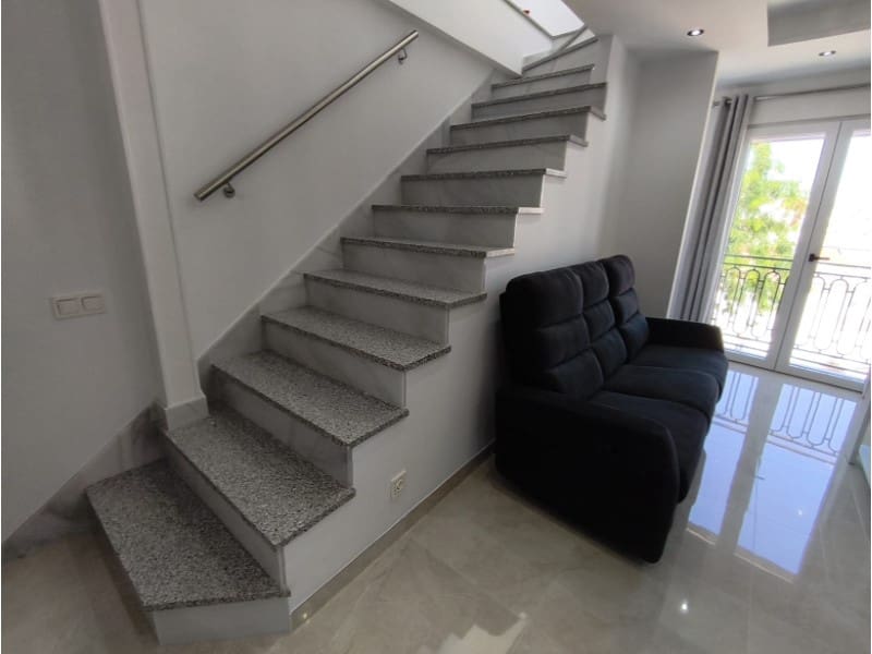 Apartamento de 1 habitación en Cómpeta en alquiler - 1.000 € (Ref: 9910973)