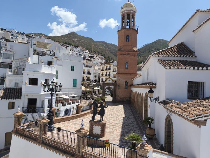 Apartamento de 1 habitación en Cómpeta en alquiler - 1.000 € (Ref: 9910973)