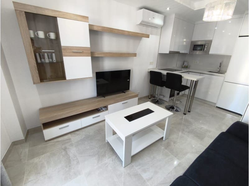 1 camera da letto Appartamento da affittare in Competa - 800 € (Rif: 9910974)