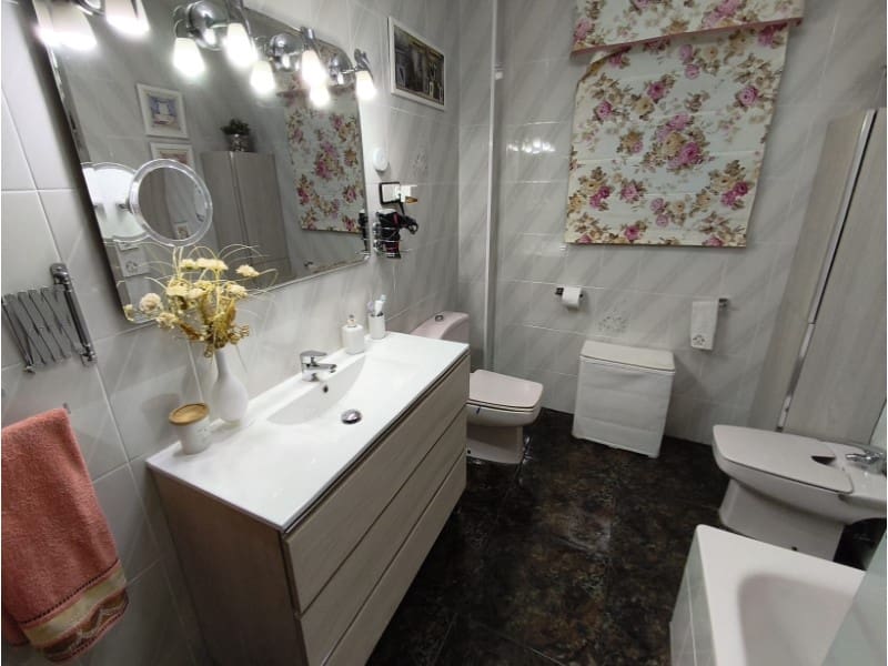 3 bedroom Townhouse for sale in Competa with garage - € 378,000 (Ref: 9929308)