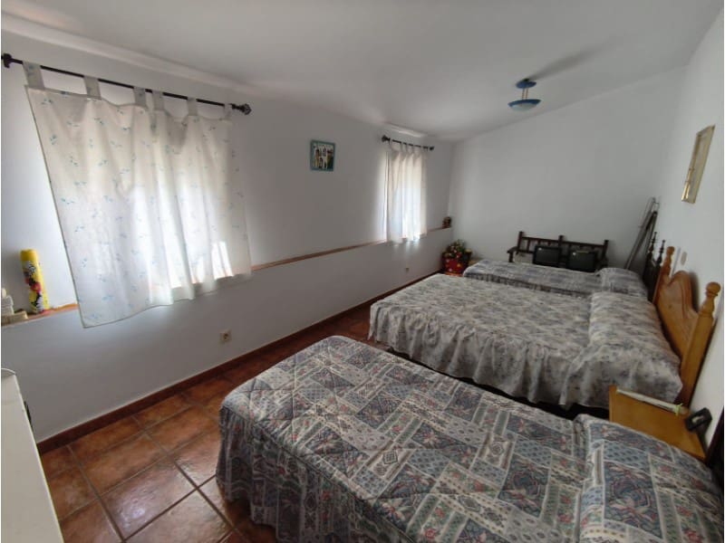 3 chambre Maison de Ville à vendre à Canillas de Albaida - 115 000 € (Ref: 9936336)