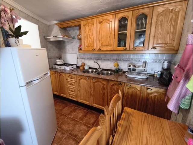 3 soverom Hus til salgs i Canillas de Albaida - € 115 000 (Ref: 9936336)