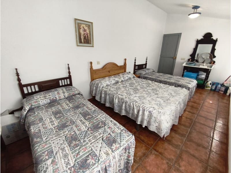 3 chambre Maison de Ville à vendre à Canillas de Albaida - 115 000 € (Ref: 9936336)