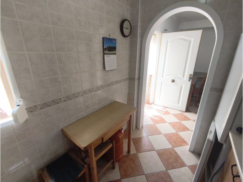 1 bedroom Apartment for rent in Competa - € 600 (Ref: 9939900)