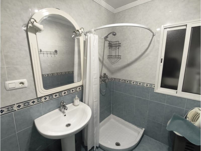 1 bedroom Apartment for rent in Competa - € 600 (Ref: 9939900)