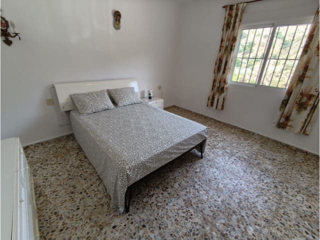 3 slaapkamer Finca/Landhuis te koop in Sedella met garage - € 355.000 (Ref: 9949716)