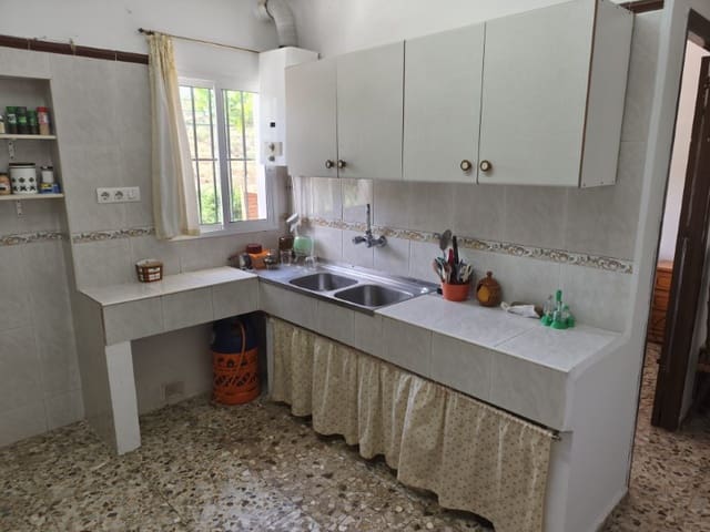 3 slaapkamer Finca/Landhuis te koop in Sedella met garage - € 355.000 (Ref: 9949716)