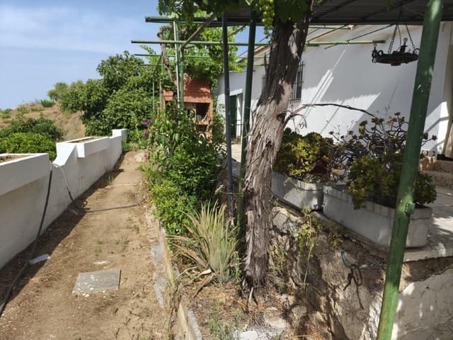 3 slaapkamer Finca/Landhuis te koop in Sedella met garage - € 355.000 (Ref: 9949716)