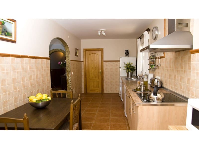 3 bedroom Finca/Country House for rent in Competa with pool - € 1,600 (Ref: 9949717)
