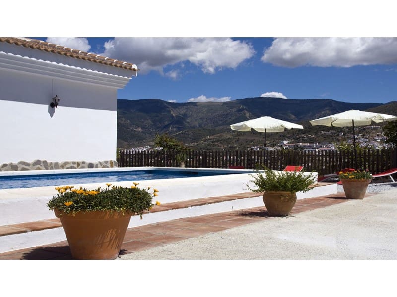 3 bedroom Finca/Country House for rent in Competa with pool - € 1,600 (Ref: 9949717)