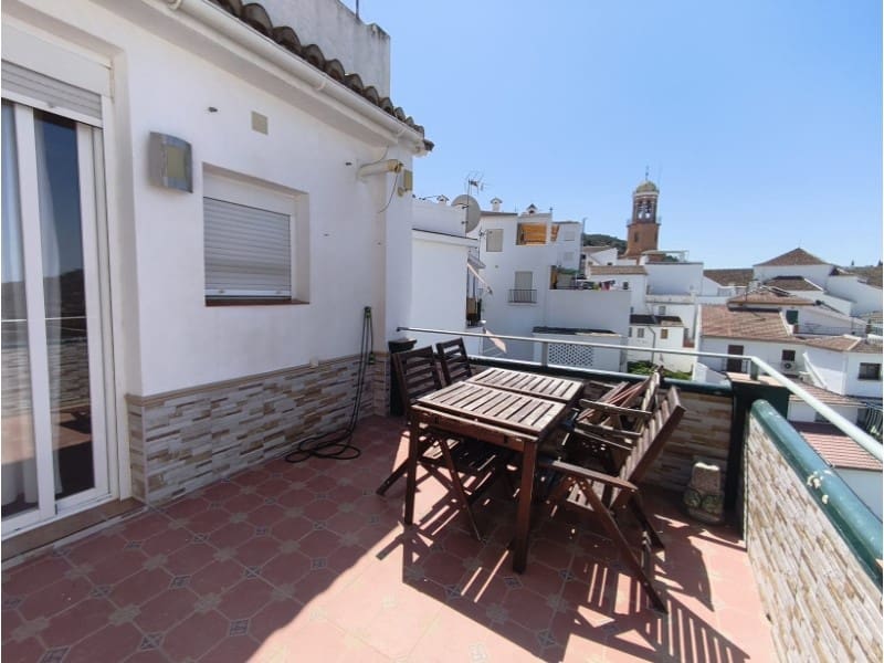 2 bedroom Townhouse for rent in Competa - € 700 (Ref: 9957937)