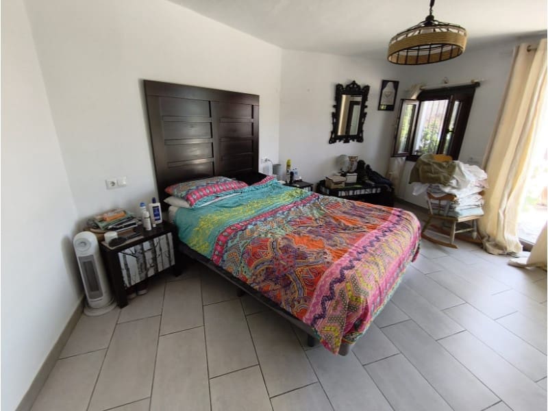 3 soverom Finca/Herregård til salgs i Canillas de Albaida med svømmebasseng garasje - € 320 000 (Ref: 9975269)