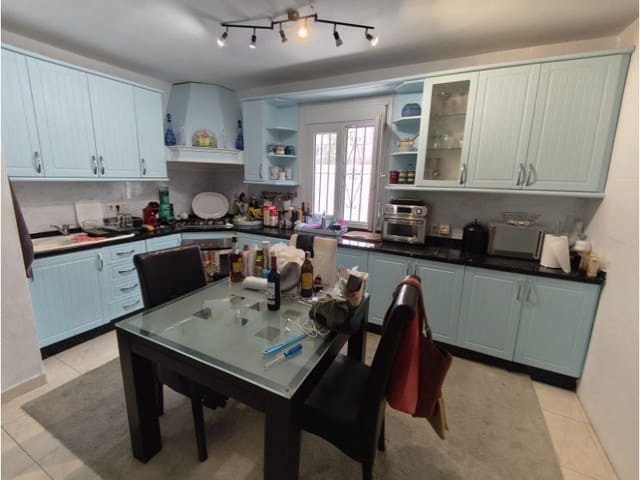3 soverom Finca/Herregård til salgs i Canillas de Albaida med svømmebasseng garasje - € 320 000 (Ref: 9975269)