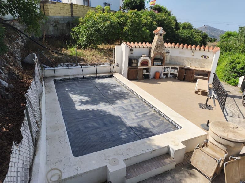 3 soverom Finca/Herregård til salgs i Canillas de Albaida med svømmebasseng garasje - € 320 000 (Ref: 9975269)