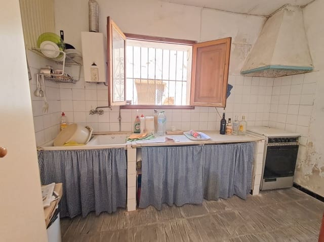 4 slaapkamer Huis te koop in Alfaz del Pi / L'Alfàs del Pi met garage - € 225.000 (Ref: 10000885)
