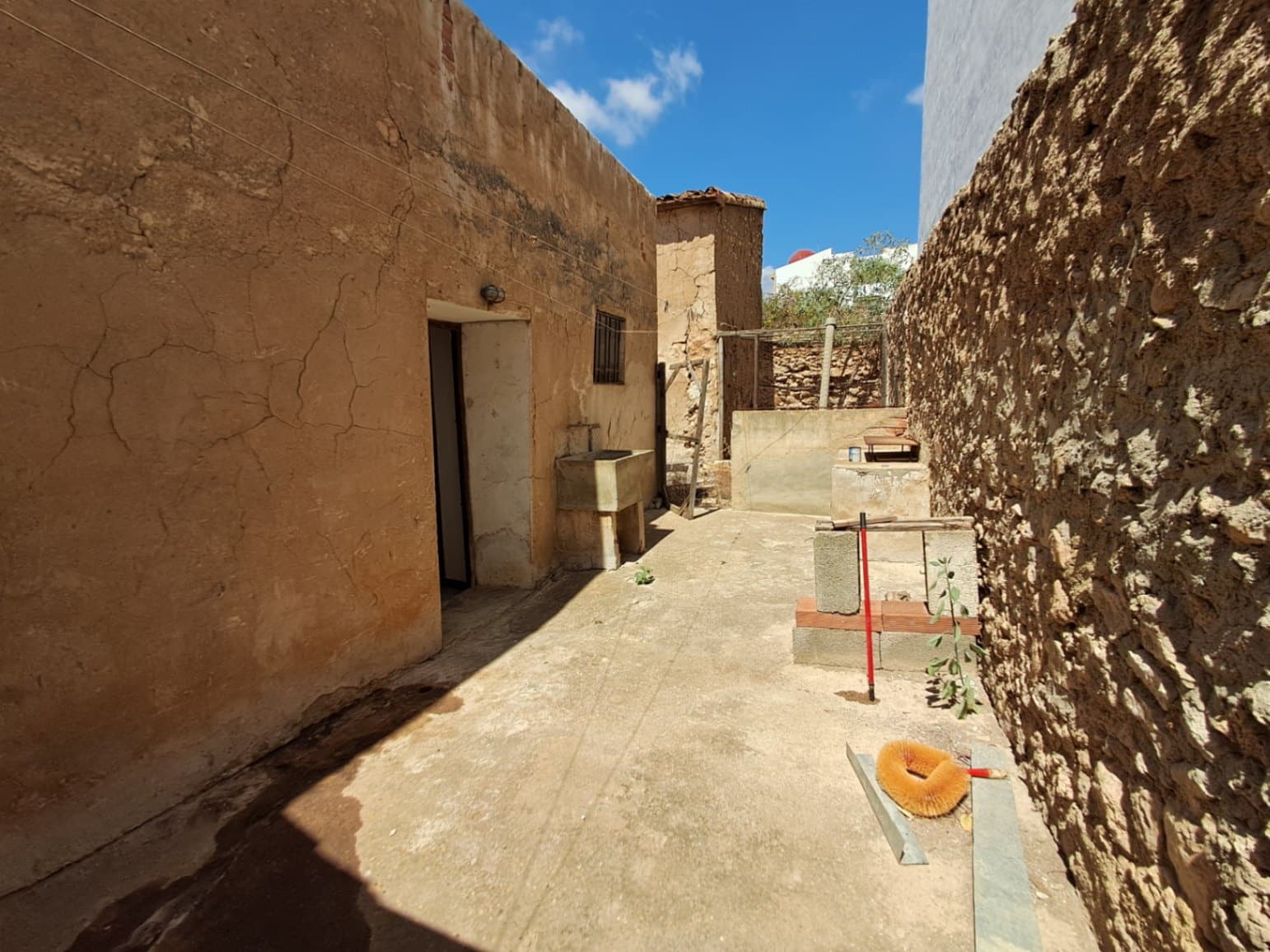 4 slaapkamer Huis te koop in Alfaz del Pi / L'Alfas del Pi met garage - € 225.000 (Ref: 10000885)