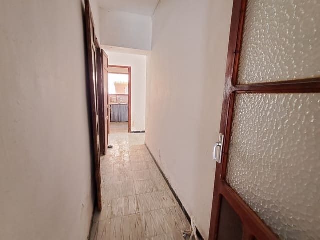 4 slaapkamer Huis te koop in Alfaz del Pi / L'Alfàs del Pi met garage - € 225.000 (Ref: 10000885)