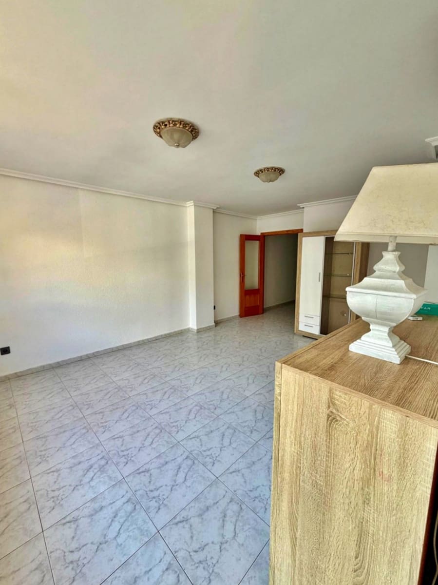 3 bedroom Apartment for rent in Javea / Xabia with garage - € 1,800 (Ref: 10012459)