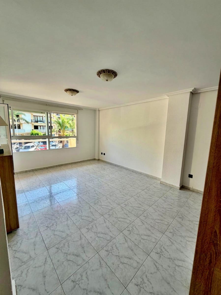 3 bedroom Apartment for rent in Javea / Xabia with garage - € 1,800 (Ref: 10012459)