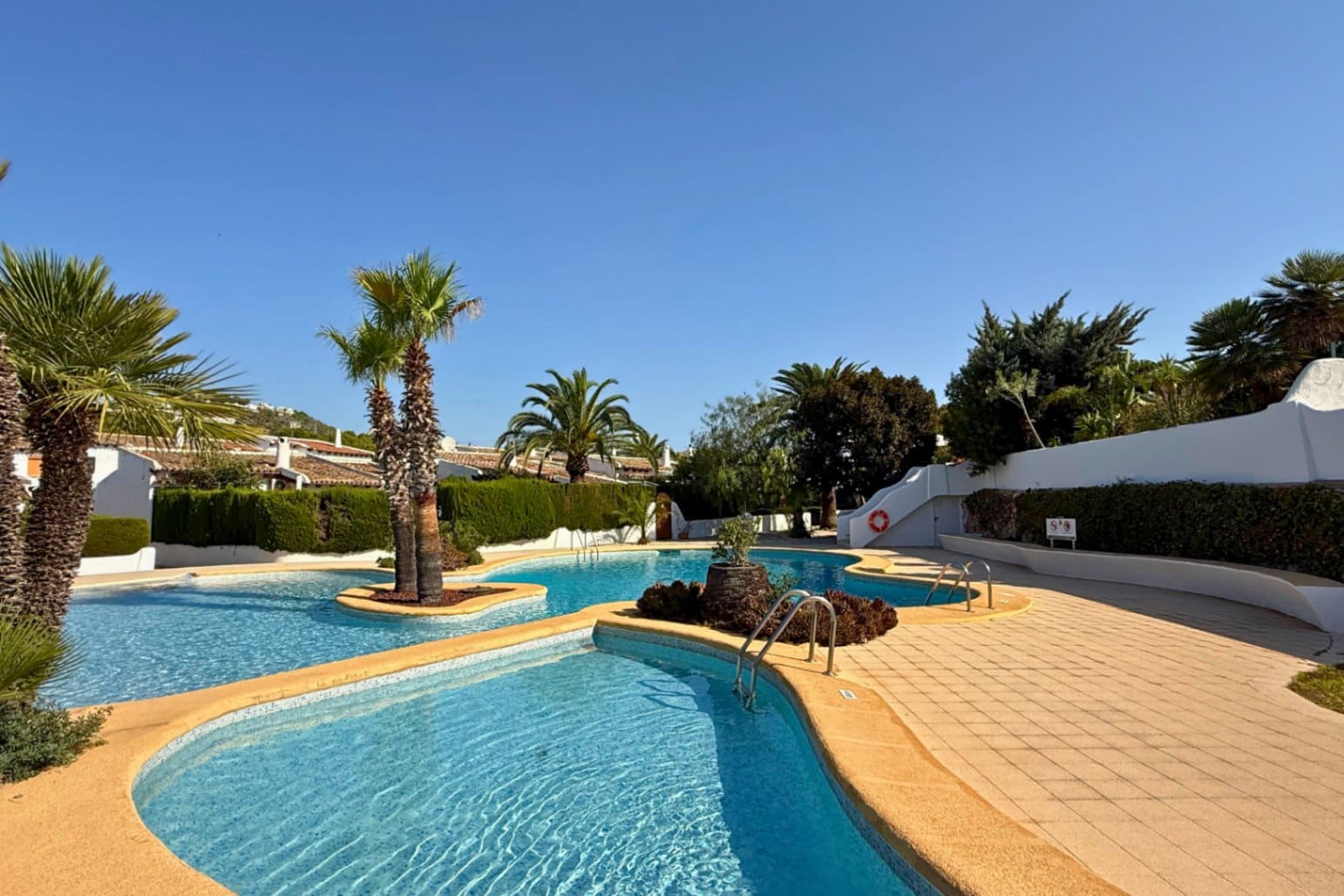 3 Zimmer Villa zu verkaufen in Calpe / Calp mit Pool Garage - 339.000 € (Ref: 10016647)
