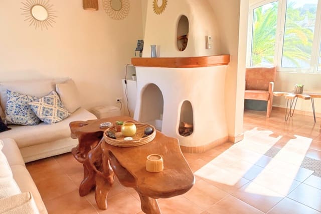 3 Zimmer Villa zu verkaufen in Calpe / Calp mit Pool Garage - 339.000 € (Ref: 10016647)