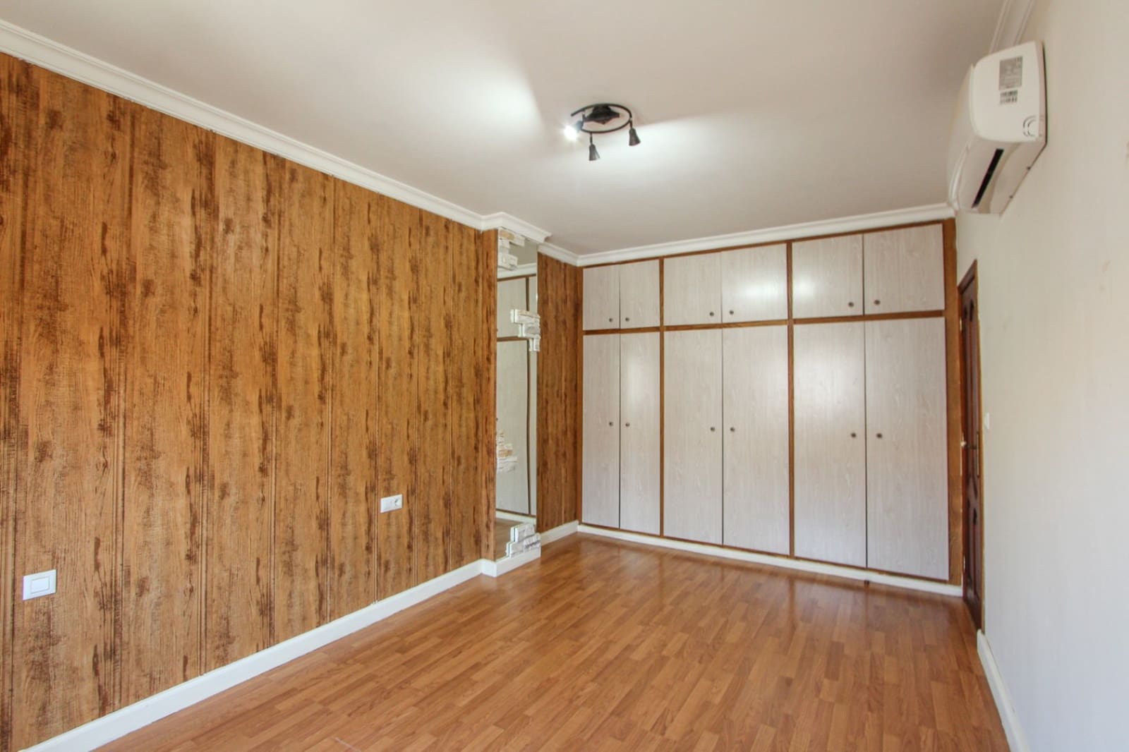3 bedroom Apartment for sale in Jalon / Xalo - € 160,000 (Ref: 10016755)