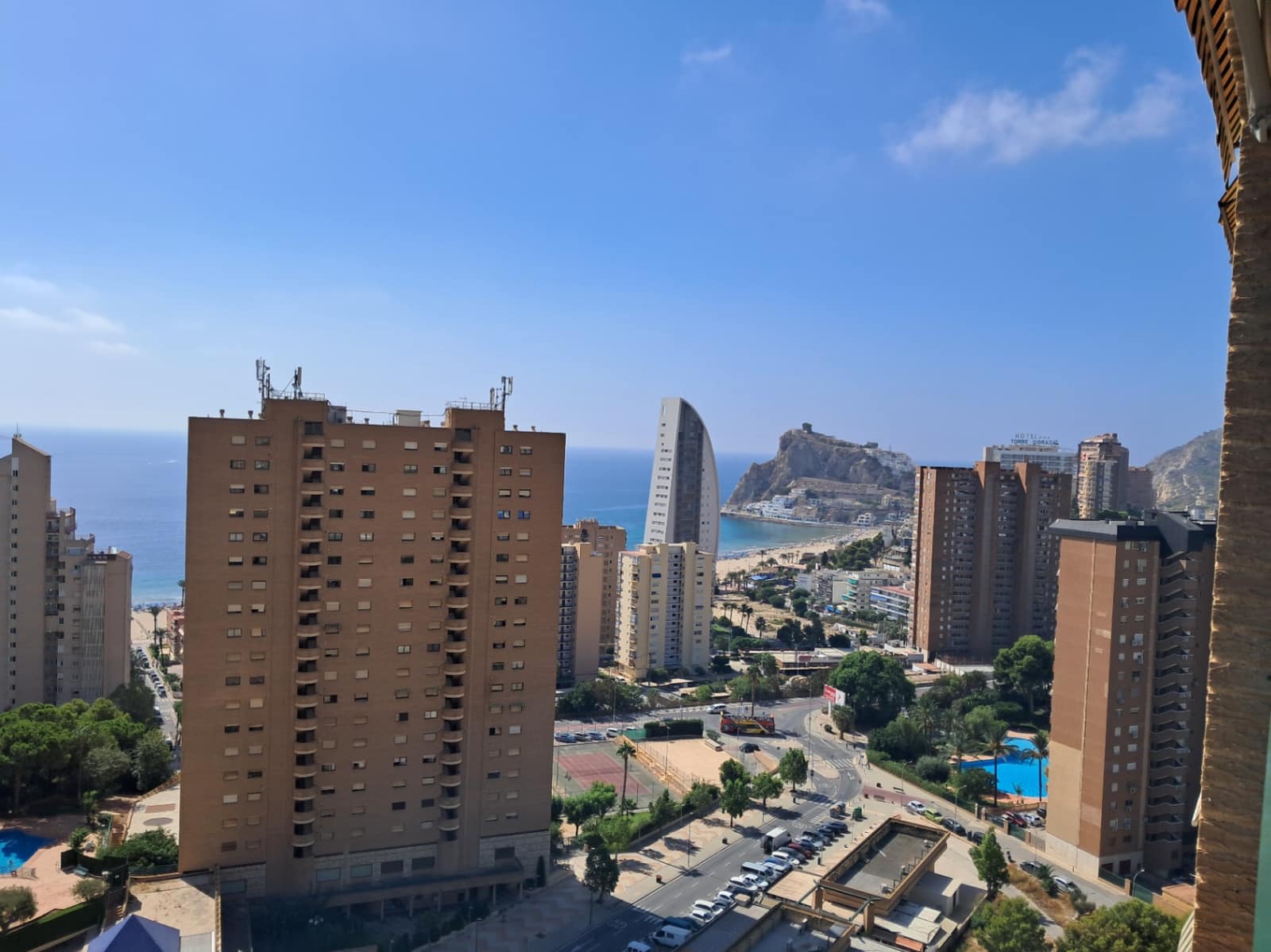 2 sypialnia Apartament na sprzedaż w Benidorm z basenem garażem - 500 000 € (Ref: 10057148)