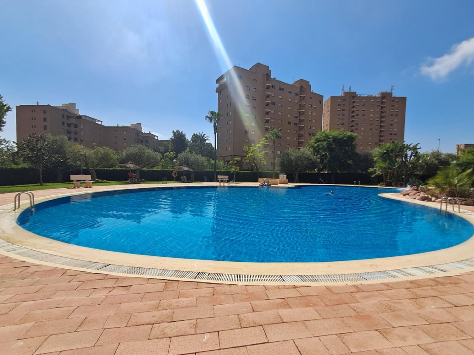 2 sypialnia Apartament na sprzedaż w Benidorm z basenem garażem - 500 000 € (Ref: 10057148)