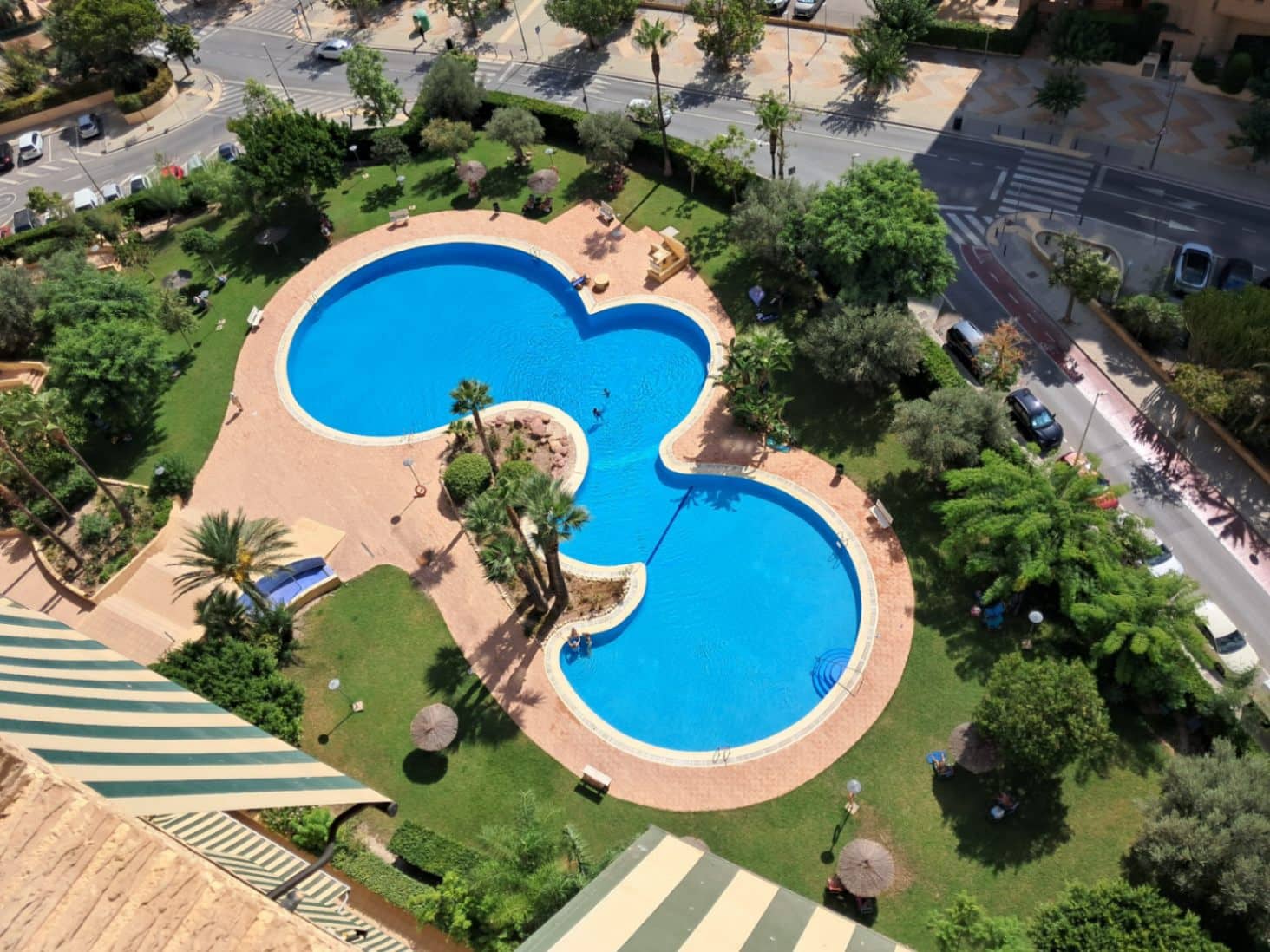 2 sypialnia Apartament na sprzedaż w Benidorm z basenem garażem - 500 000 € (Ref: 10057148)